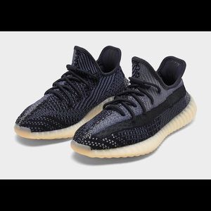 Yeezy Carbon 350